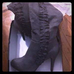 NIB Just fab shoe boots